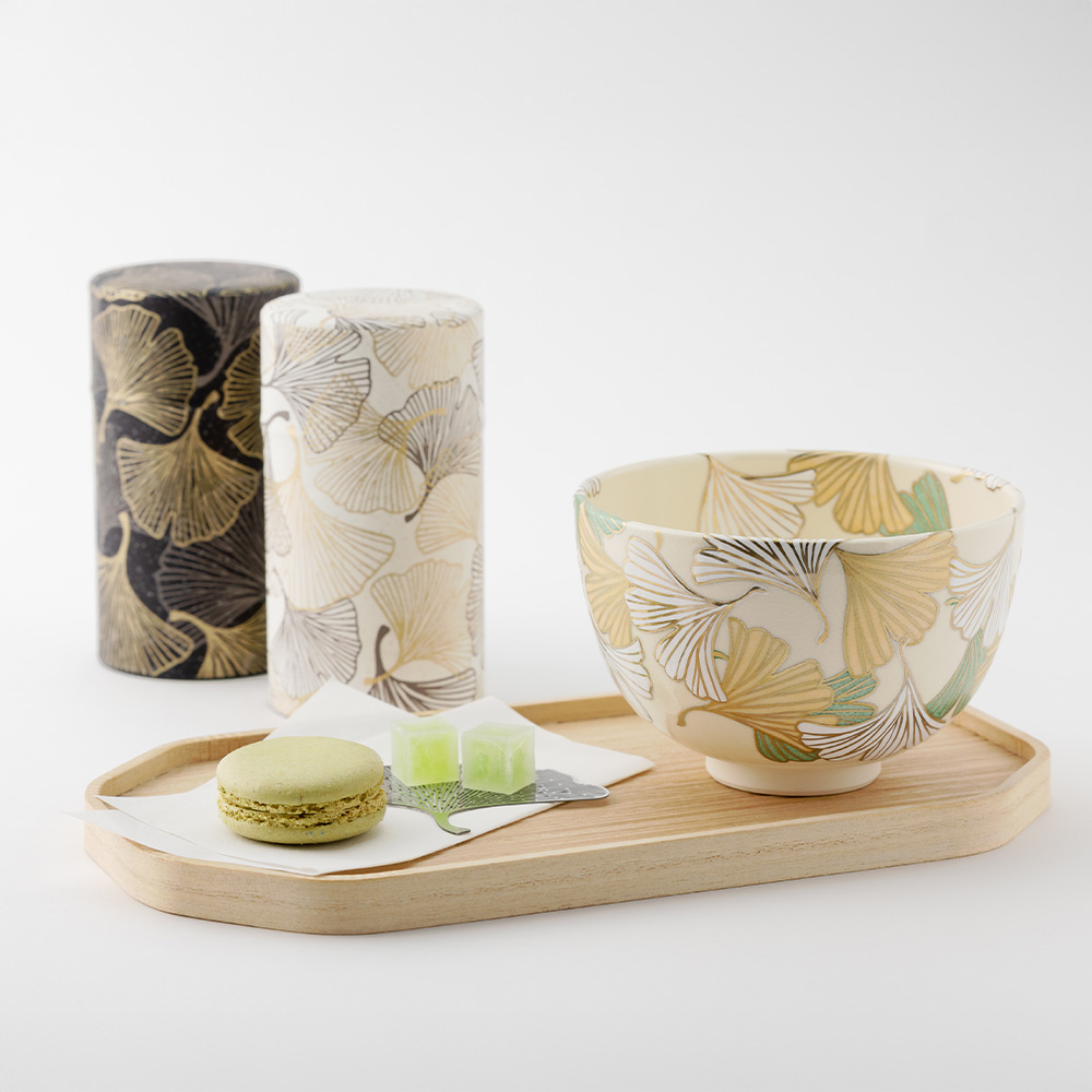 京薩摩　越田　コシダジャパン　金彩花尽絵図　中皿3枚セット　おまけ1枚付き 京薩摩 越田 コシダジャパン 金彩花尽絵図 中皿3枚セット おまけ1枚