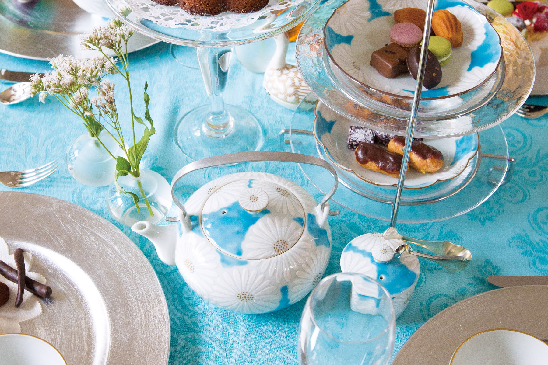 西川正美、【より白きものに捧ぐ・・・】、希少な額装用画集より、新品額装付 白菊色地 | 西川貞三郎商店